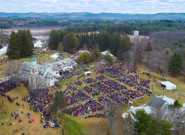 divine mercy mass today